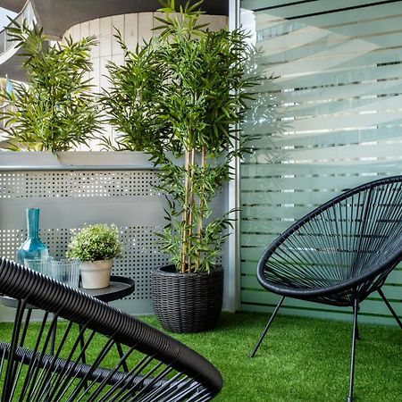 Magno Apartments Principe Seville Luaran gambar