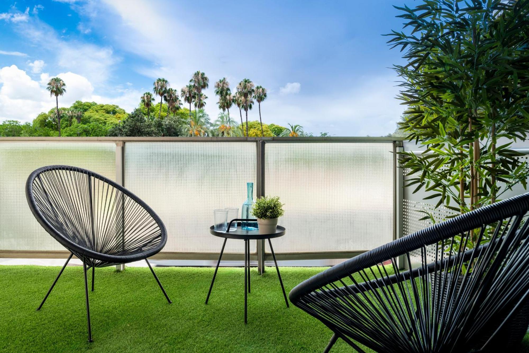 Magno Apartments Principe Seville Luaran gambar