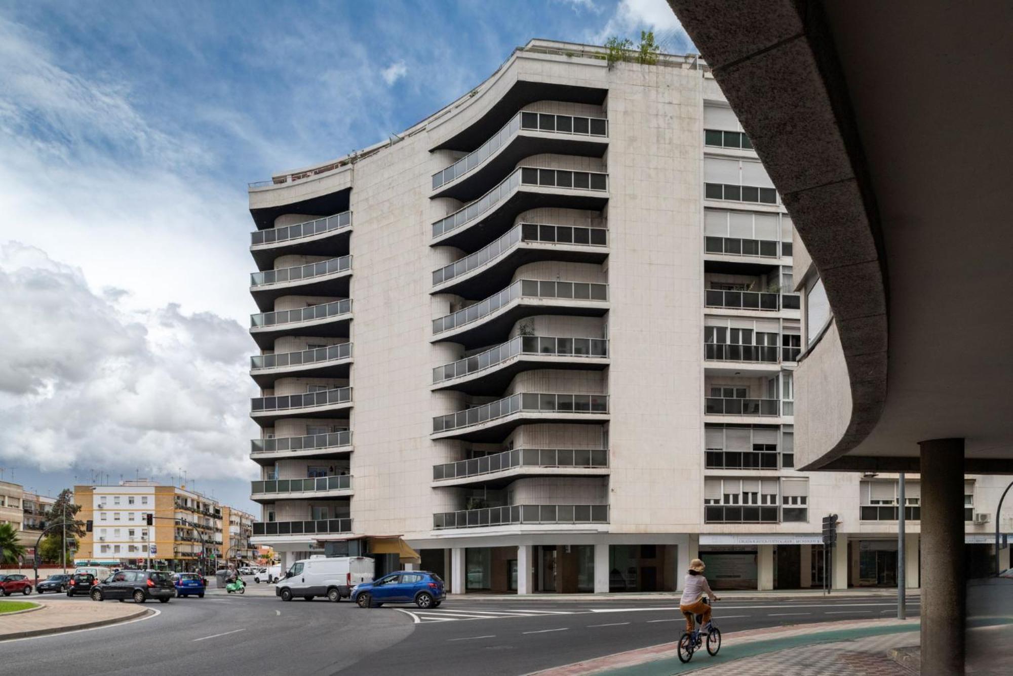 Magno Apartments Principe Seville Luaran gambar