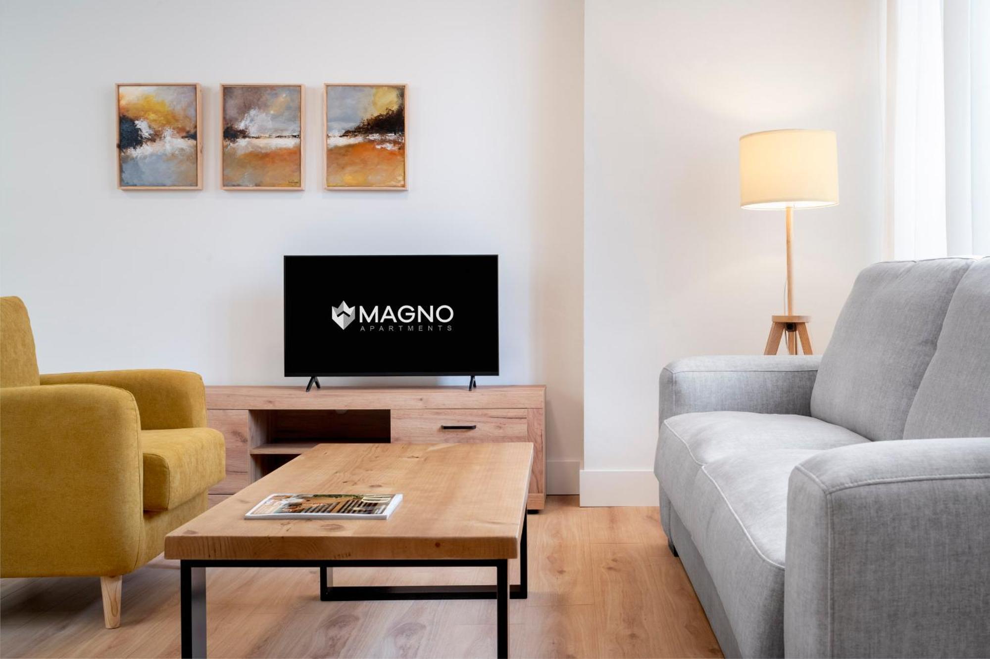 Magno Apartments Principe Seville Luaran gambar